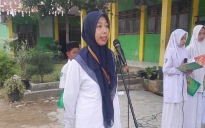 MTsN 3 Aceh Timur Gelar Upacara, Pembina Tekankan Disiplin sebagai Fondasi Karakter Unggul